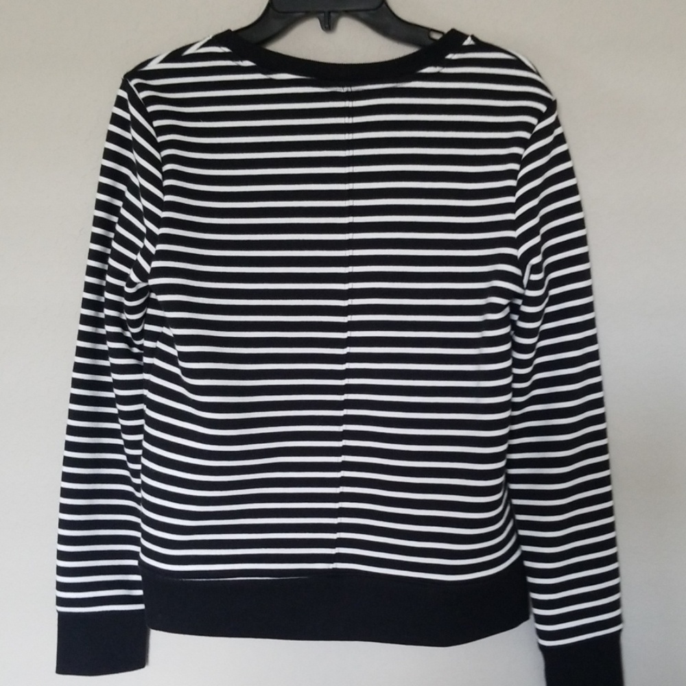 V neck sweater - Picture 6 of 6